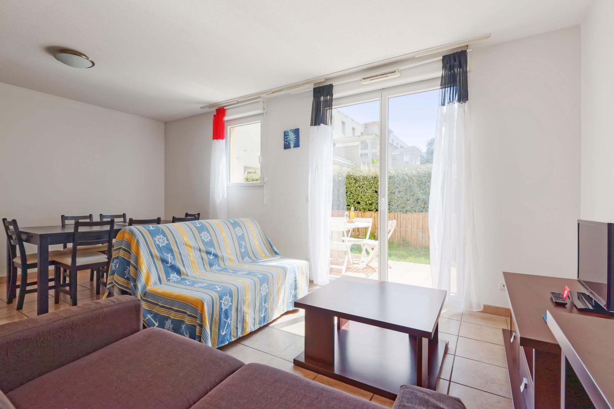 Comfort Aparthotel Six-Fours Сис-Фур-Ле-Пляж Экстерьер фото